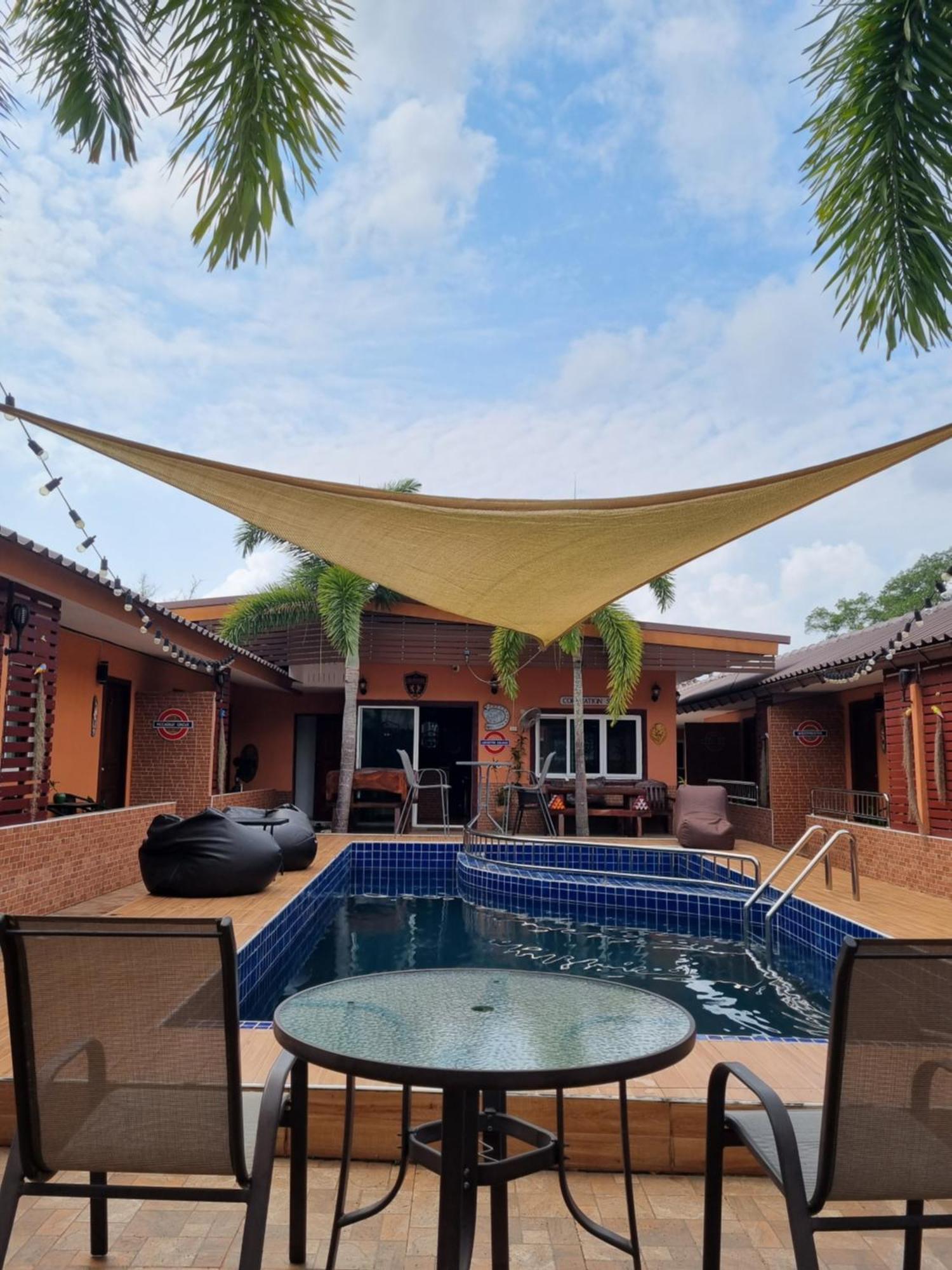 The Windsor Boutique Resort Chumphon Exteriör bild