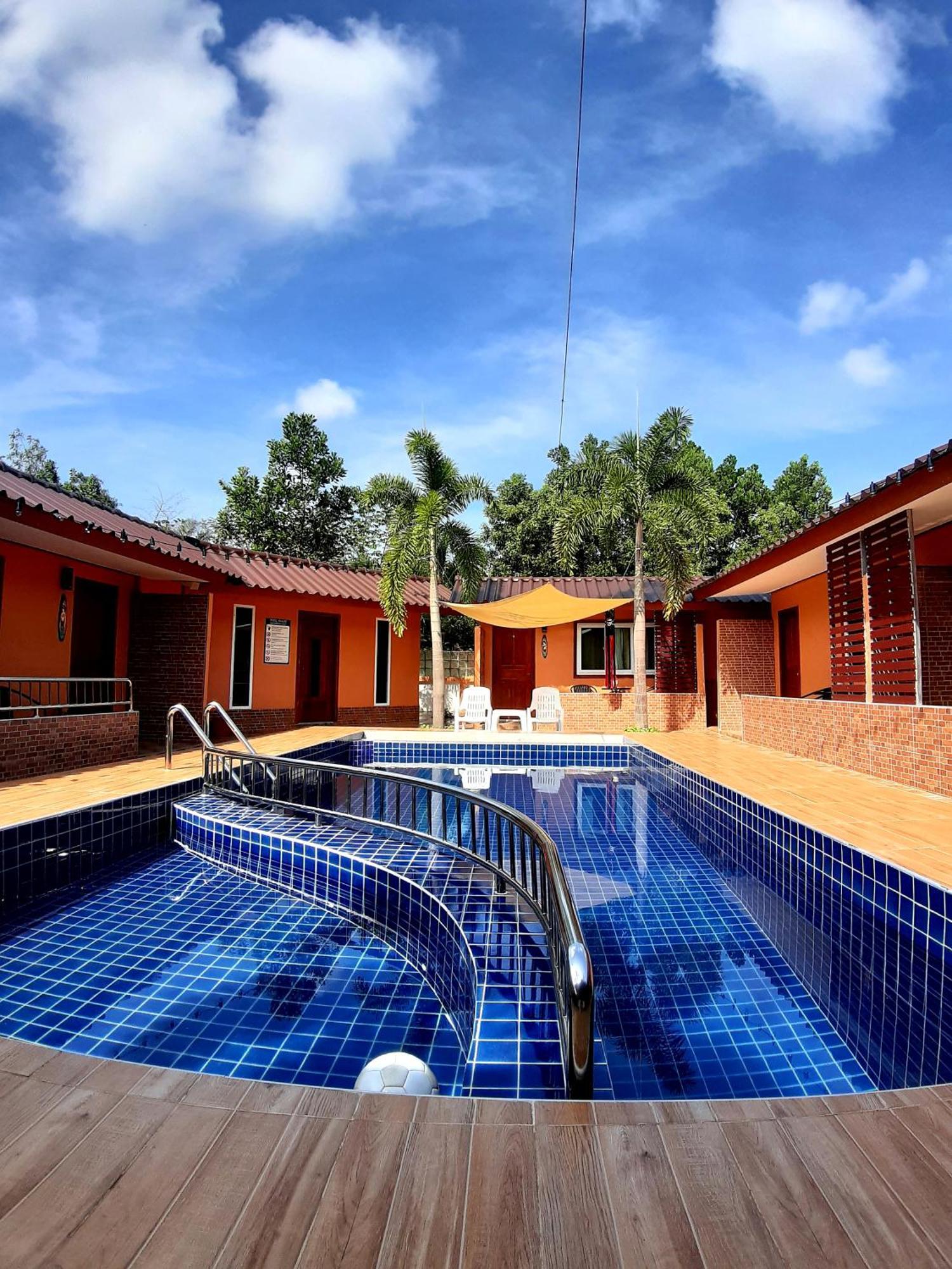 The Windsor Boutique Resort Chumphon Exteriör bild